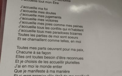 Cela fait 30 minutes que je cherche un document sur mon étagère.
 Nada.
 Et puis…