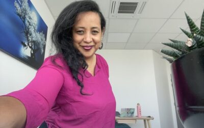 Éveille l&rsquo;amour de soi chaque jour pour un bonheur qui s&rsquo;épanouit 

 Chaque mat…